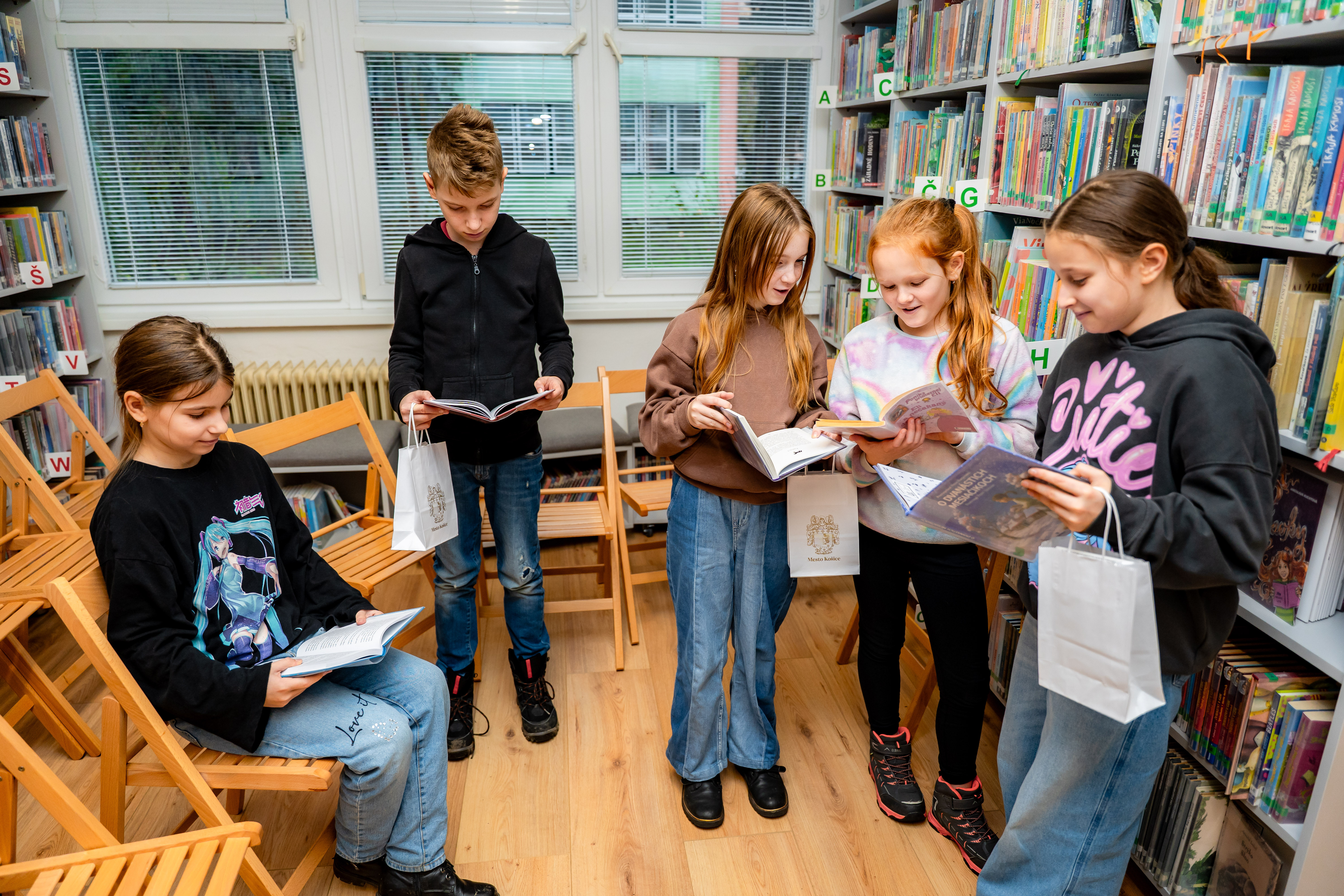 Slavnostne otvorenie zrekonstruovanej pobocky Kniznice pre mladez mesta Kosice-33